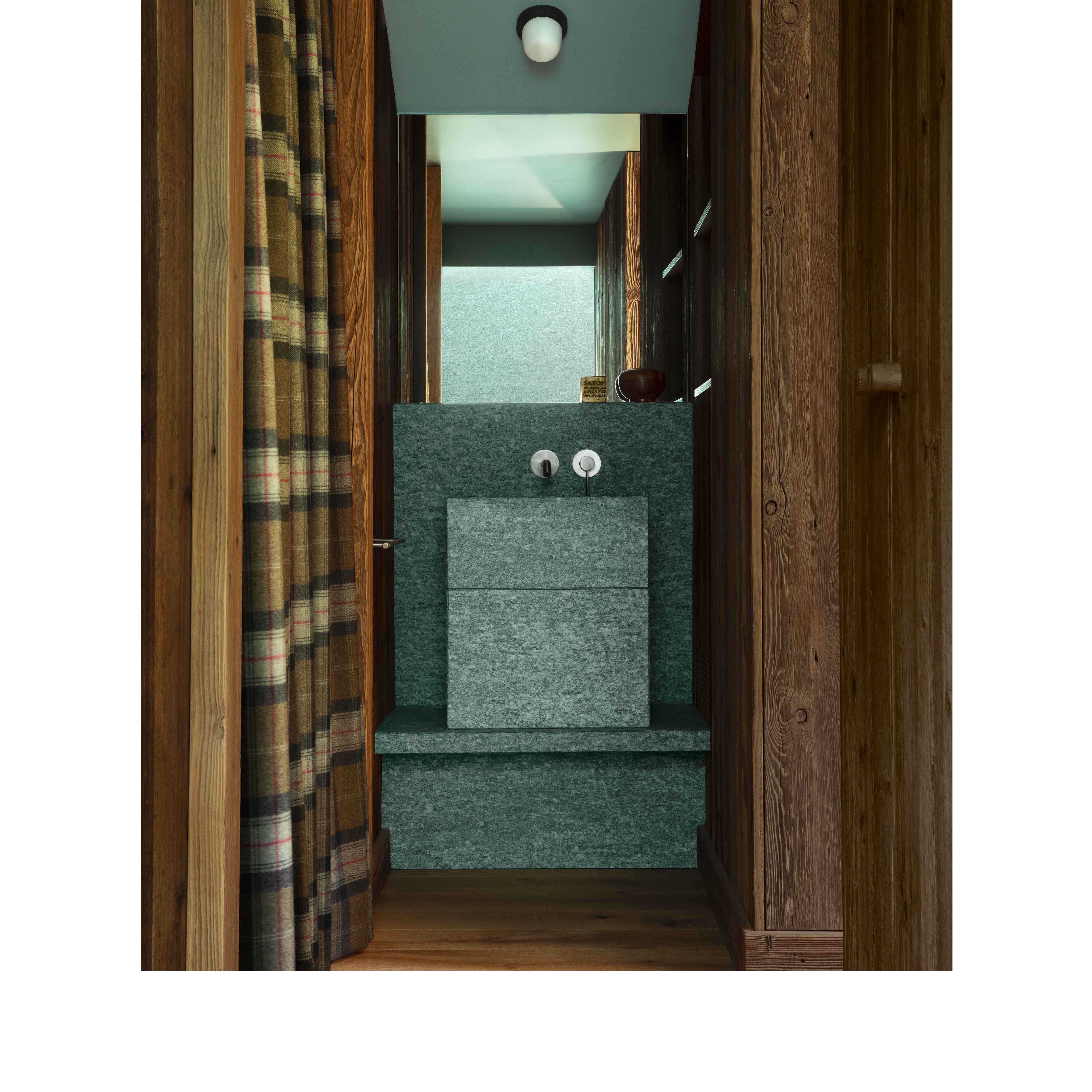 Transformation d’une ancienne chapelle en logement de vacances